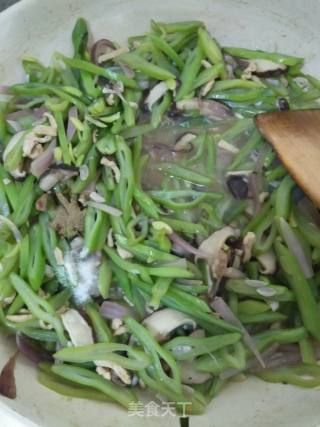 水油焖炒豆角丝的做法步骤：12