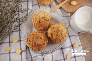 酥皮泡芙的做法步骤：1