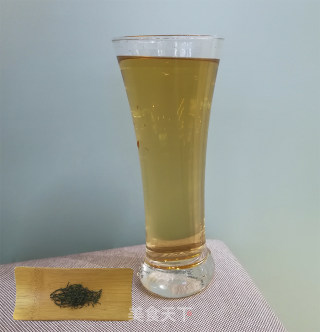 满杯金菠萝的做法步骤：1