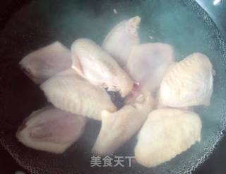 可乐鸡翅的做法步骤：2