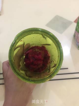 红火龙果奶昔的做法步骤：2