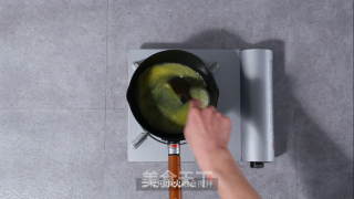 风靡吃货圈的雪花酥的做法步骤：1