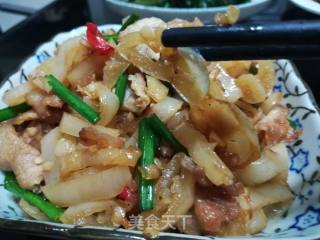 白辣椒炒肉的做法步骤：1
