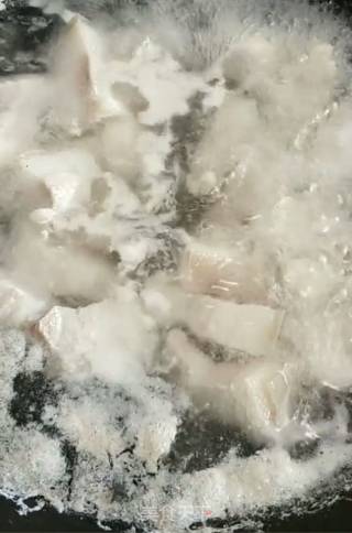 家常炖五花肉的做法步骤：2