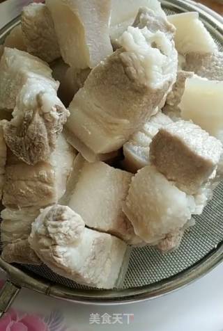 家常炖五花肉的做法步骤：3