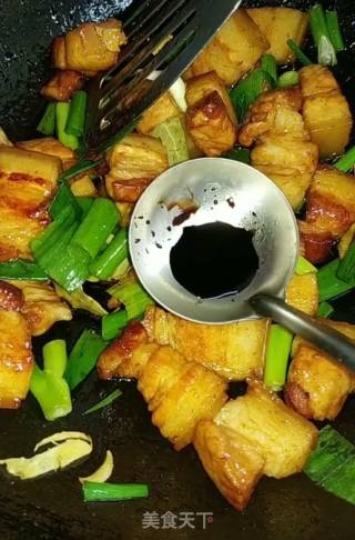 家常炖五花肉的做法步骤：8