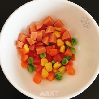 蛋包饭的做法步骤：1