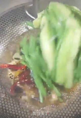 炒豆角茄子的做法步骤：6