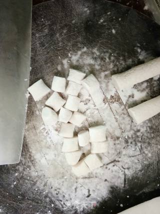 Q弹牙苓薯丸的做法步骤：3