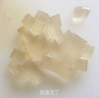 凉拌菜之黄瓜丝拌凉粉的做法步骤：1
