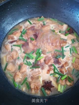 家常红烧肉的做法步骤：7