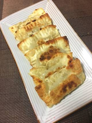 馄饨皮香蕉小饼的做法步骤：5