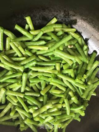 素炒豇豆的做法步骤：6