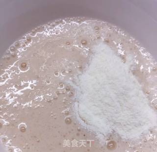 香蕉饼的做法步骤：2