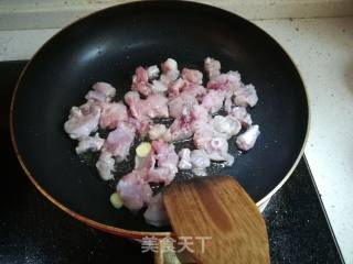 麻辣牛蛙的做法步骤：4