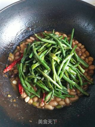 酱焖豇豆花生米的做法步骤：9
