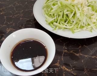 捞汁西葫芦的做法步骤：4