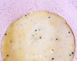 奶香鸡蛋卷的做法步骤：3