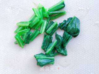 【宝宝辅食】藜麦蝴蝶面汤的做法步骤：5