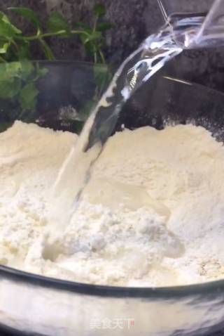奶香红豆饼的做法步骤：2