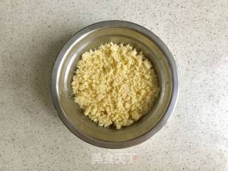 蓝莓爆浆马芬的做法步骤：1