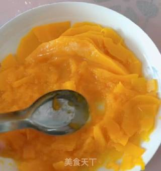 南瓜糯米饼的做法步骤：2