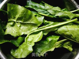 蒸根达菜叶的做法步骤：1