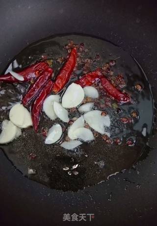 辣炒毛豆的做法步骤：2