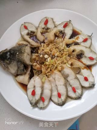 清蒸鲈鱼的做法步骤：5