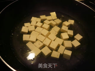 肉末烩豆腐的做法步骤：1