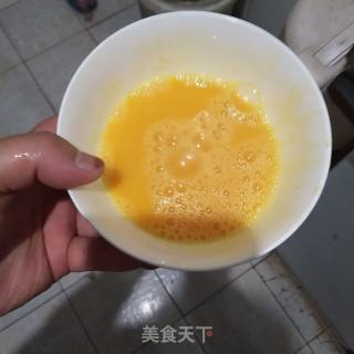 家常西红柿炒鸡蛋的做法步骤：3