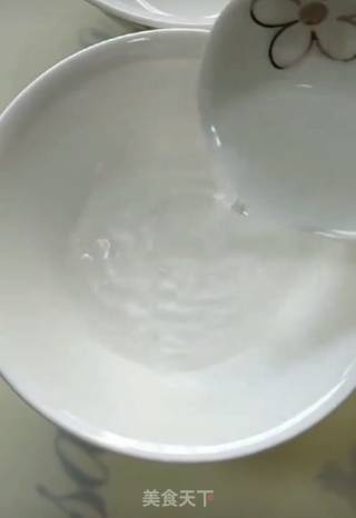 完美荷包蛋的做法步骤：1