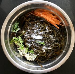 凉拌菜之拌海带丝的做法步骤：4
