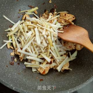 鱼香鸡丝的做法步骤：9