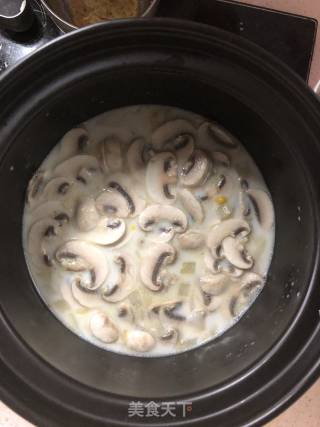 忌廉汤的做法步骤：4