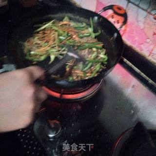家常鱼香肉丝的做法步骤：8