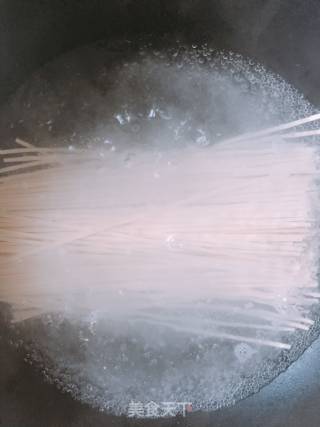 香菇肉酱凉拌面的做法步骤：14