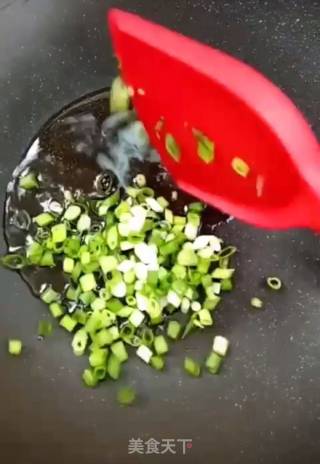 蔬菜鸡蛋汤的做法步骤：1