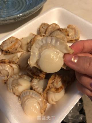 蒜香黄油煎扇贝的做法步骤：1