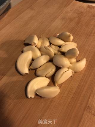 蒜香黄油煎扇贝的做法步骤：2
