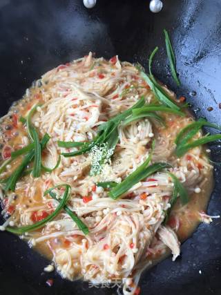 剁椒炒金针菇的做法步骤：8