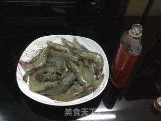 盐焗虾的做法步骤：2