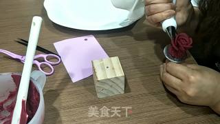 韩式豆沙裱花--多肉植物系列的做法步骤：12