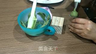 韩式豆沙裱花--多肉植物系列的做法步骤：14