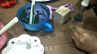 韩式豆沙裱花--多肉植物系列的做法步骤：19