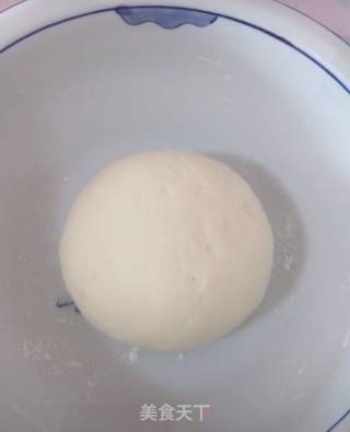 早餐香肠饼的做法步骤：2