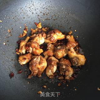 鸭翅焖土豆的做法步骤：9