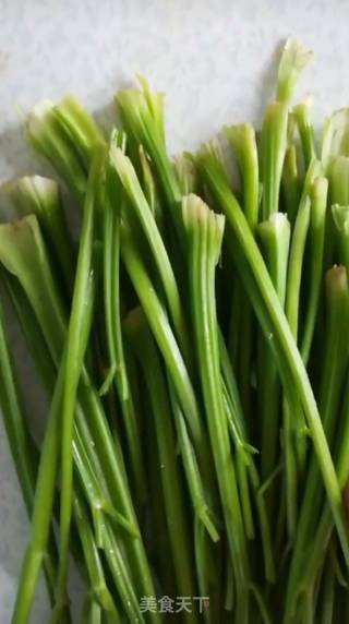 芹菜茎小咸菜的做法步骤：1