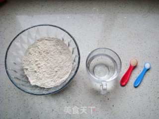 褐麦法式面包的做法步骤：1
