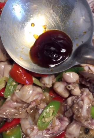 辣炒牛蛙的做法步骤：7